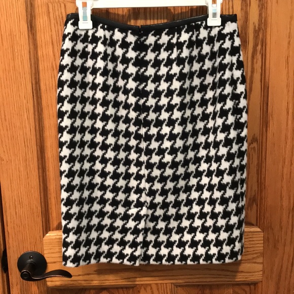 Talbots Herringbone Skirt - Picture 2 of 3